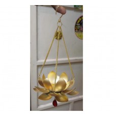 Hanging lotus