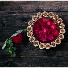 Rose Urli